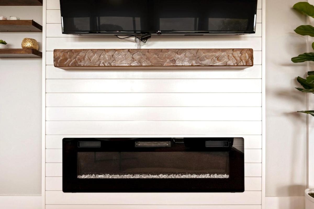 So Fire So Good 3 Comm Pools Lakeview Fireplace 德斯廷 外观 照片